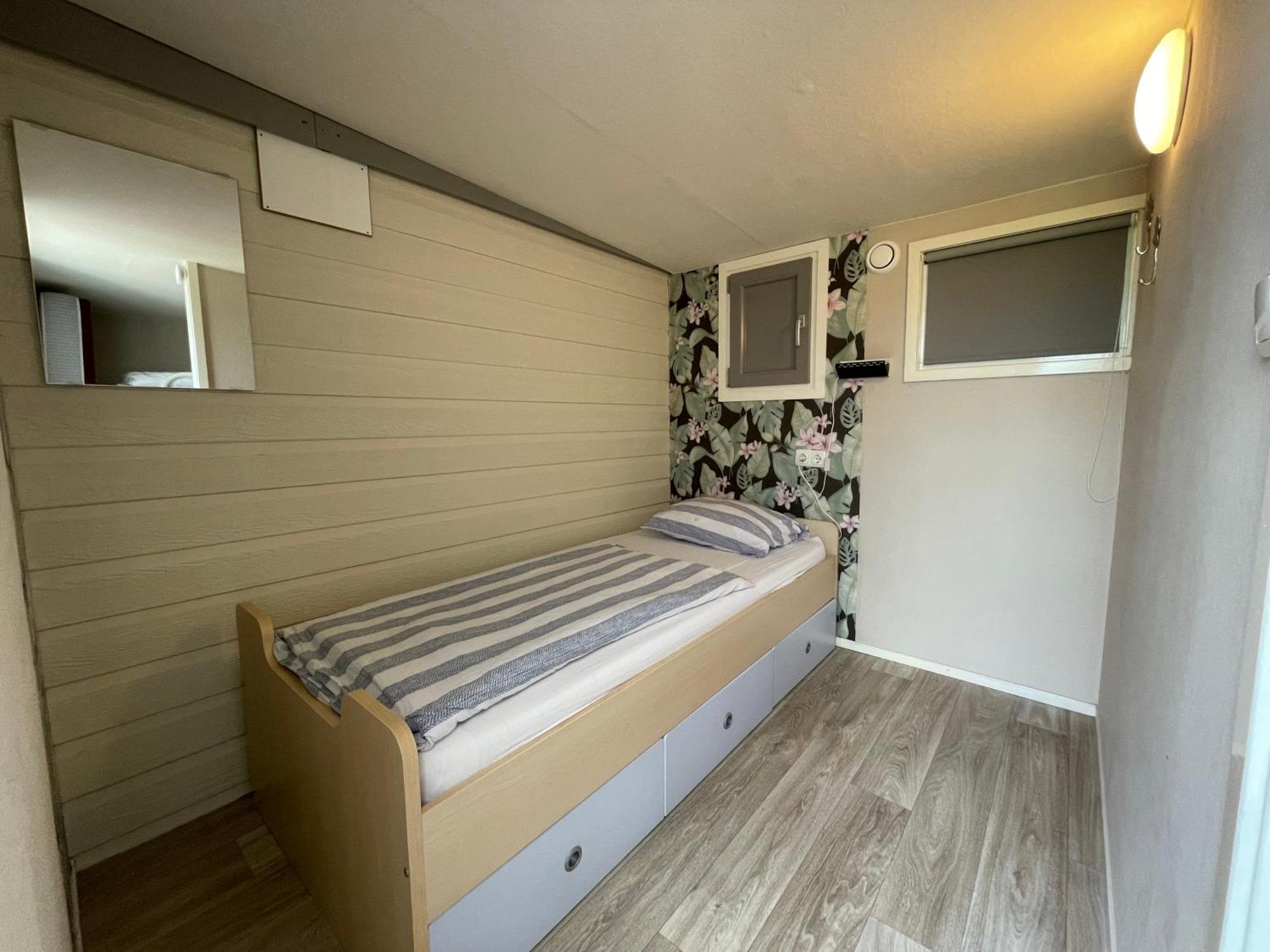 Luxe Chalet Friesland I14 - 5 Pers Westergeest Exterior photo